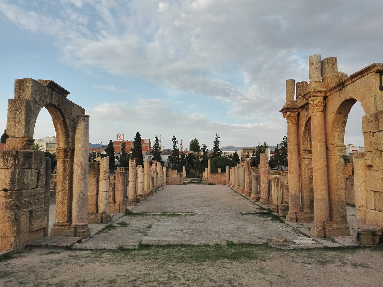 Columns and arches at the archaeological basilica complex in Tébessa